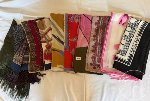 269 - Großes Seidentücher Konvolut