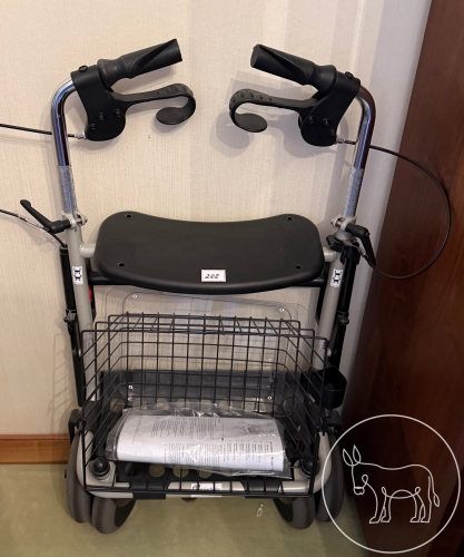 Bild 288 - Rollator