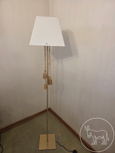 Bild 310 - Stehlampe