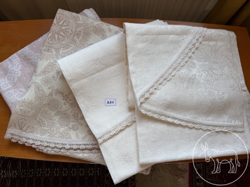 334 - Tischdecken Konvolut