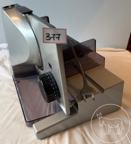 377 - elektrische Brotmaschine