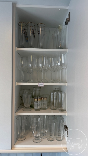 Bild 395 - Großes Gläser-Konvolut