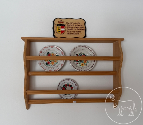 Bild 068 - Bäuerliches Tellerregal