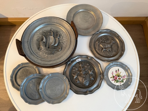 Bild 084 - Zinn Wandteller Konvolut