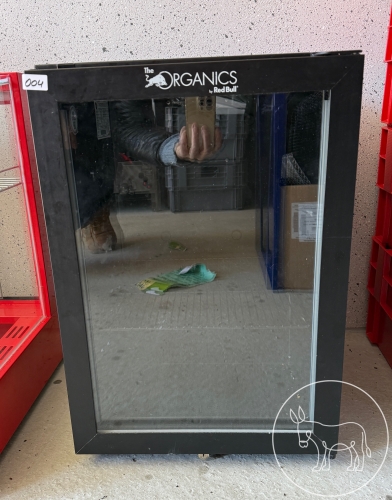 004 - Red Bull Kühlschrank