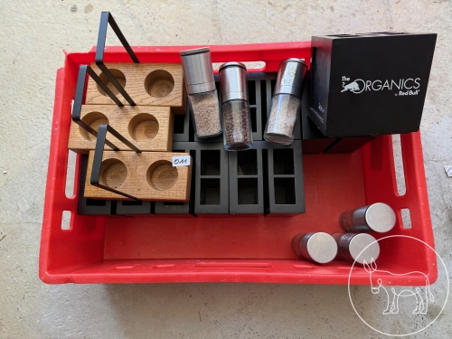 Bild 011 - Gedeck-Utensilien Konvolut