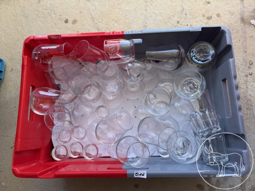 Bild 012 - Gläser Konvolut in Kiste