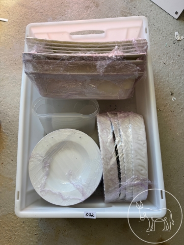 Bild 032 - Geschirr Konvolut