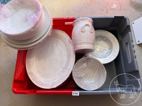 038 - Geschirr Konvolut