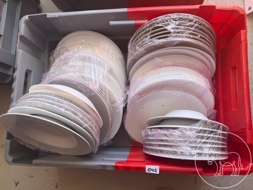 Bild 042 - Geschirr Konvolut