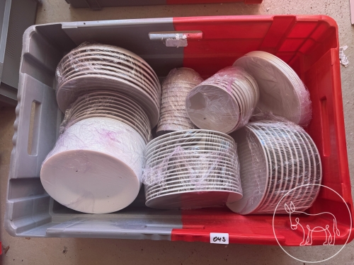 Bild 043 - Geschirr Konvolut