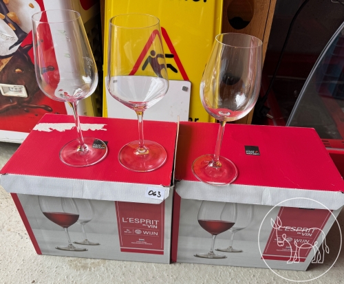 Bild 063 - Weingläserkonvolut divers