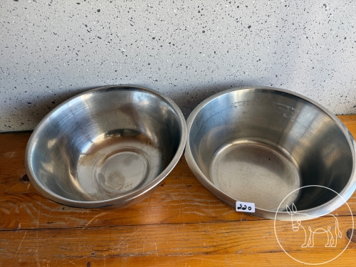 220 - 2 Edelstahlschüsseln
