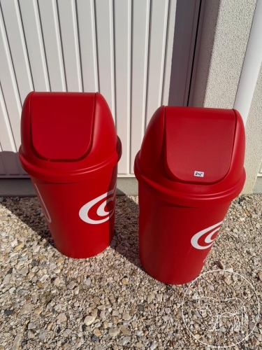 Bild 245 - 3 Eskimo Mülleimer mit Deckel