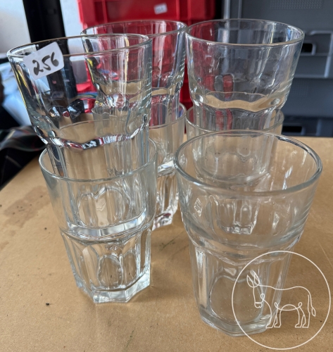 Bild 256 - Gläser Konvolut