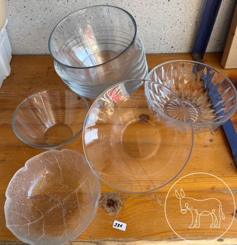 Bild 281 - Glasschüssel Konvolut