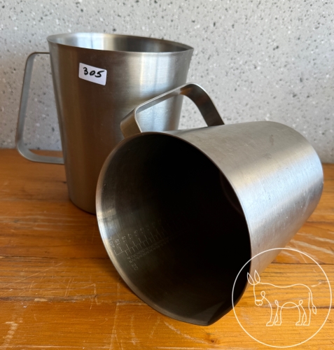 305 - Meßbecher