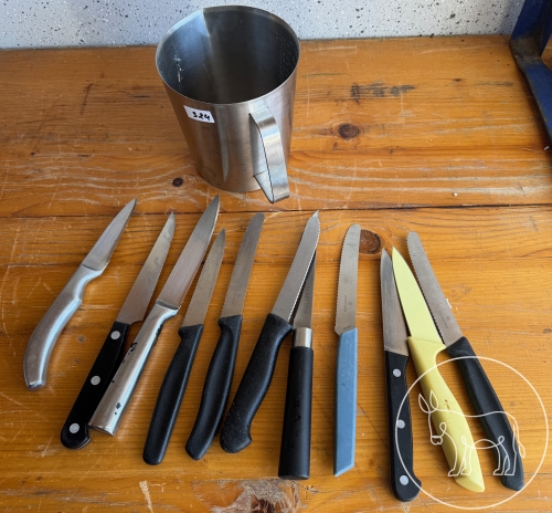 Bild 324 - Kleine Messer in Litermaß