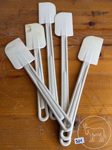 Bild 326 - Teigschaber, Stielspachteln