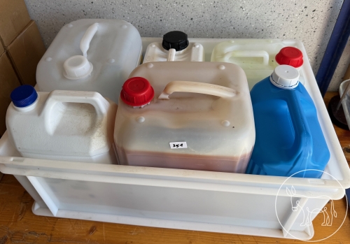 Bild 351 - Reinigungsmittel Kanister Konv.