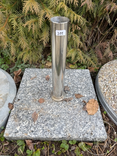 Bild 388 - Schirmständer Granit quadr.