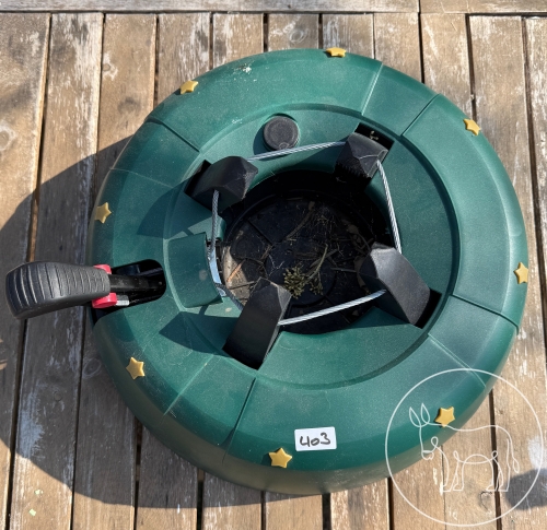 Bild 403 - Christbaumständer