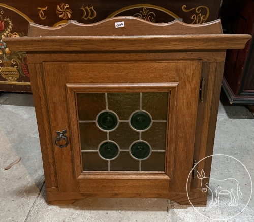 004 - bäuerlicher Eckschrank