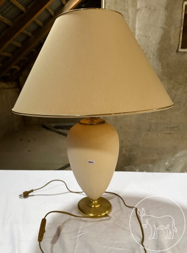 Bild 014 - Tischlampe