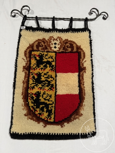 Bild 072 - Wandteppich Wappen