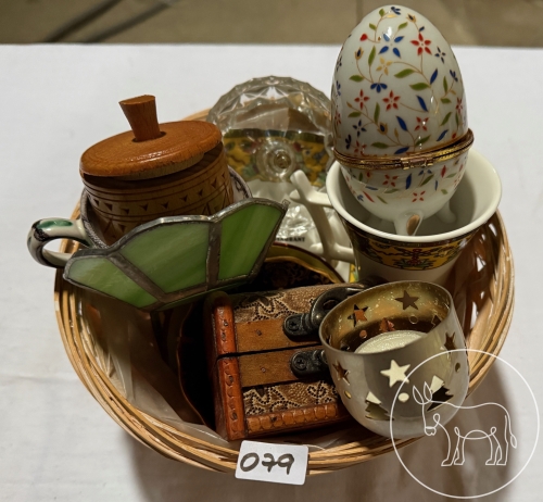 Bild 079 - diverse Utensilien