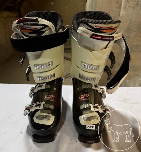 099 - Nordica Schischuhe