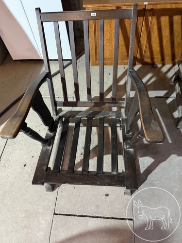 118 - Holzsessel ohne Auflage