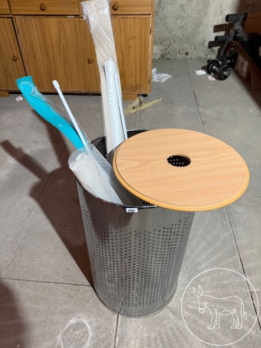 Bild 150 - Insektenschutz in Wäschetonne