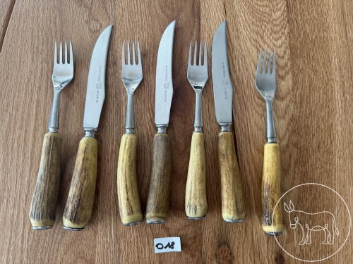 Bild 018 - Besteck mit Geweihgriffen